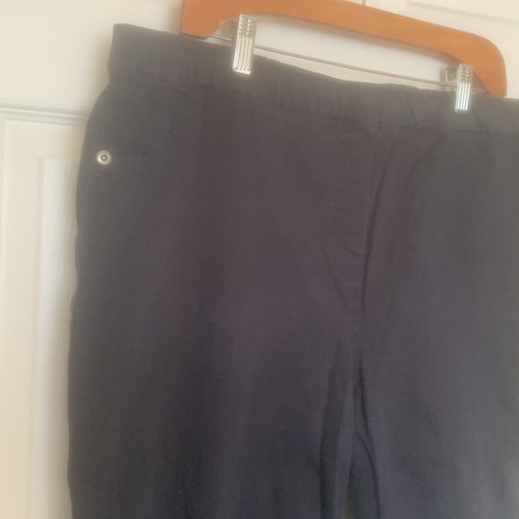 Navy blue capri pants, XL - Picture 2 of 12